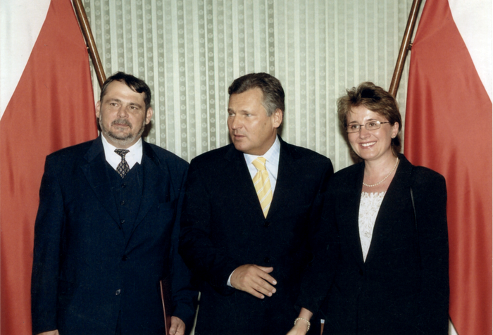 Nominacja profesorska, z prezydentem Aleksandrem Kwaśniewskim i żoną Ewą - 2002 rok